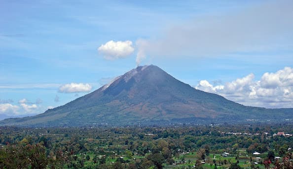 Sibayak Volcano Sunrise & Transfer to Samosir Island